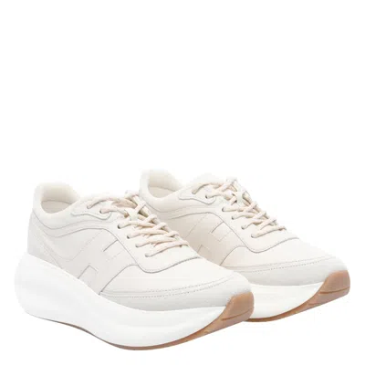 Hogan Chunky Style Leather Low Top Sneakers In White