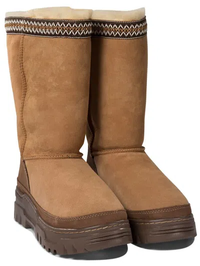 Ugg "tall Trailgazer" Boots