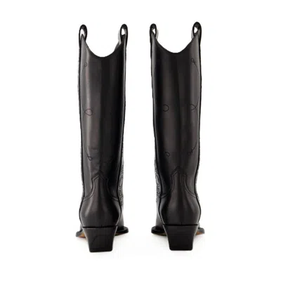 Off-white For Walking Boots