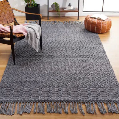 Safavieh Casablanca Hand Made Area Rug, Dark Grey Bohemian Style Non-shedding In Gray