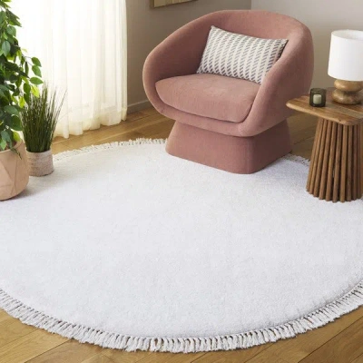 Safavieh Vermont Hand Made Area Rug, Ivory Shag Flokati Style In White