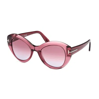 Tom Ford Cat Eye Full Rim, With A Transparent Dark Brown Frame And Brown Gradient Lens.