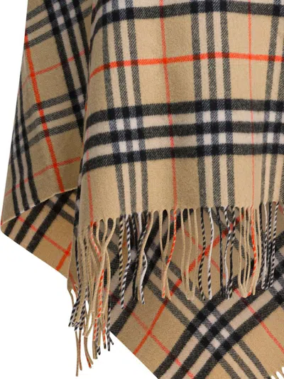 Burberry A:st Med Ch Bandana Cape:164786:a2021 In Neutral
