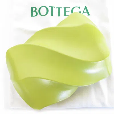 Pre-owned Bottega Veneta Leather Clutch Bag ()