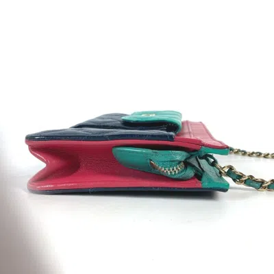 Pre-owned Chanel Navy Pink Grained Calfskin Pochette Shoulder Bag ()
