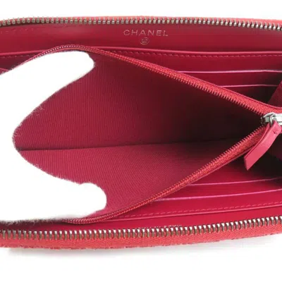Pre-owned Chanel Pink Red Color Patent Leather Long Wallet (bi-fold) ()