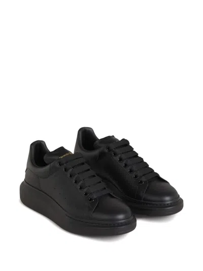 Alexander Mcqueen Oversize Leather Low-top Sneakers In Black