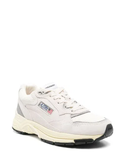 Autry Silver And Black ‘hyperway Low' Sneakers
