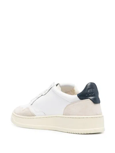 Autry Medalist Low Suede Sneakers With Breathable Design In Blue