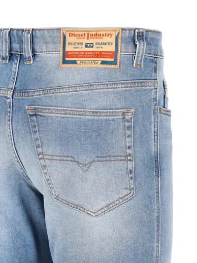 Diesel Logo-plaque Jeans In Blue