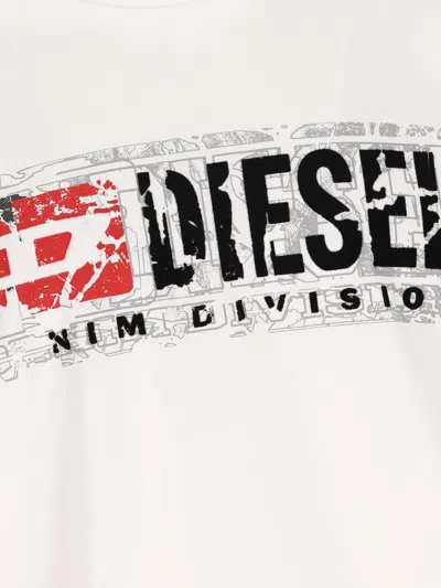 Diesel Crewneck Graphic Print T-shirt With Velvet Logo In White