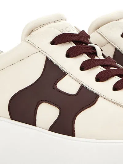 Hogan H564 Ivory Leather Low-top Sneakers In Burgundy