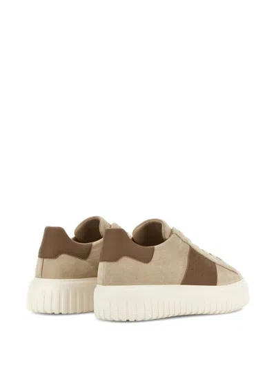Hogan Low Top Sneakers Round Toe In Brown