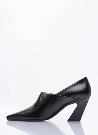 Bottega Veneta Lewis Leather Pumps In Black