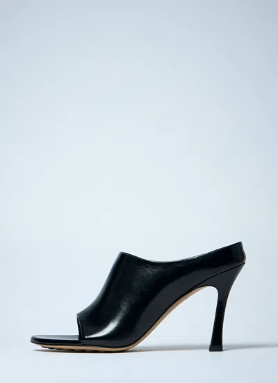 Bottega Veneta Rana Leather Mules In Black