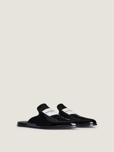 Givenchy Label Flat Mules In Patent Leather In Black