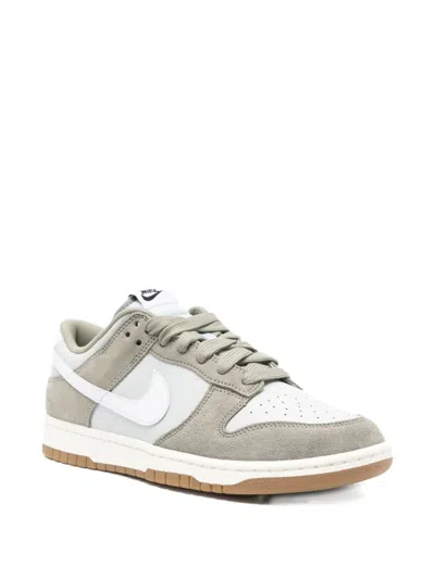 Nike Dunk Low Retro Se Sneakers In Gray