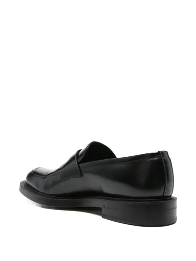 Pre-owned Gucci Leather Loafers In Black