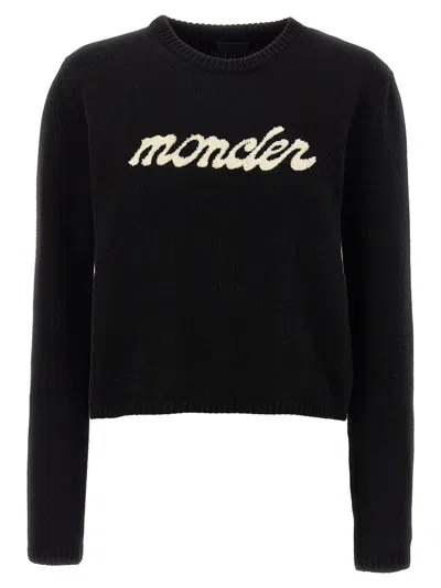 Moncler Cropped Sweater With Contrasting Embroidered Logo In Black