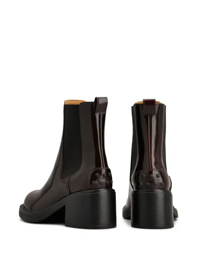 Tod's Leather Chelsea Boots Chunky Heel Pull Tab In Burgundy