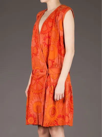 花卉针脚饰低腰连衣裙