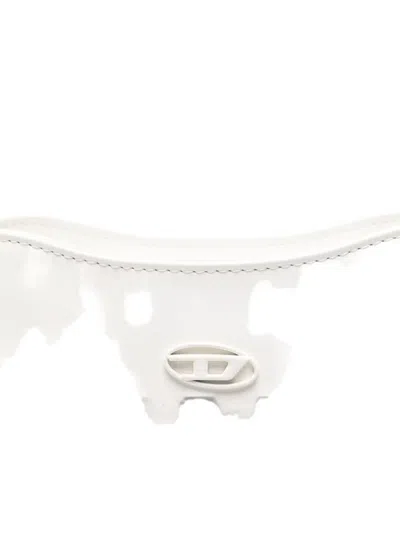 Diesel Play-glossy Shoulder Bag In White