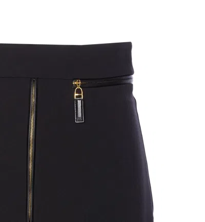 Elisabetta Franchi Lightweight Crepe Skirt With Black Zip In Black