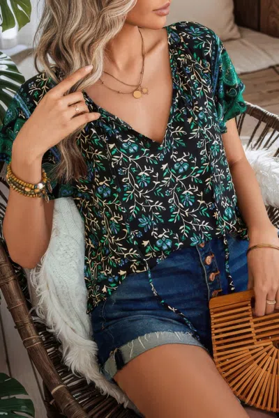 Truedames Boho Floral Print V Neck Patchwork Short Sleeve Top In Black