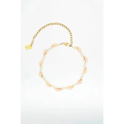 The Shell Dealer Requiem For A Shell Necklace In Gold In Gold