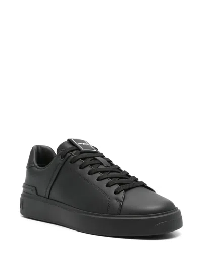 Balmain Court Round Toe Flat Sole Sneakers In Black