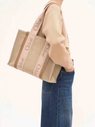 Chloé Medium Woody Tote Bag In Brown
