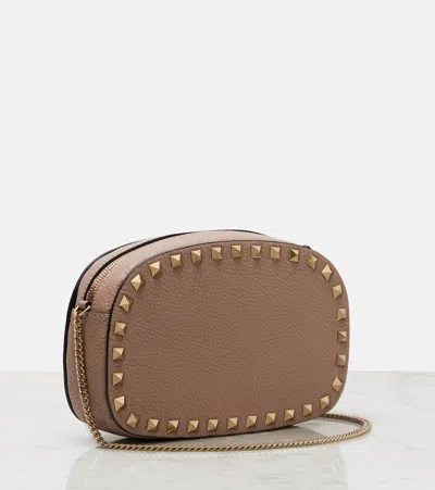 Valentino Rockstud Mini Grainy Leather Crossbody In Pink