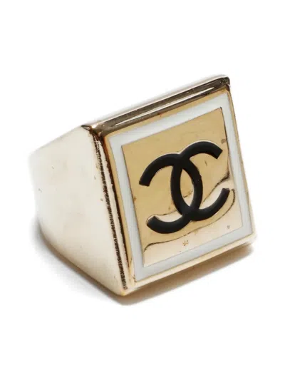 Pre-owned Chanel 2021 Cc Mark Square Ring In Gold