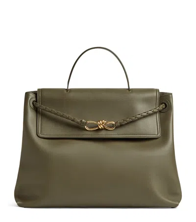 Bottega Veneta Large Ciao Ciao Intrecciato Leather Top Handle Bag In Green