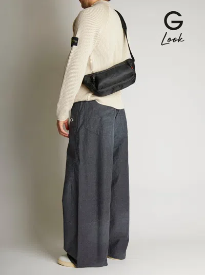 Gucci Large Messenger Bag Embossed Pattern In Black