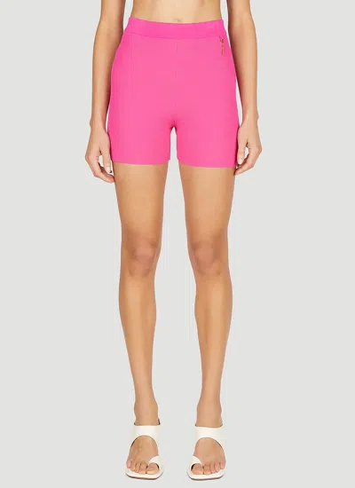 Jacquemus Le Short Pralu Logo Mini Shorts In Fuchsia