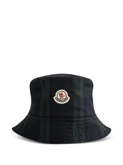 Moncler Reversible Bucket Hat In Black