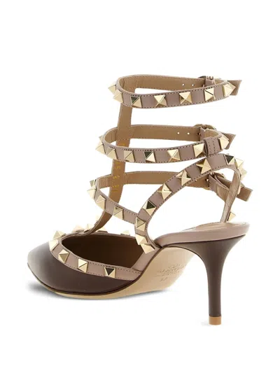 Valentino Rockstud 65 Two-tone Leather Pumps In Brown