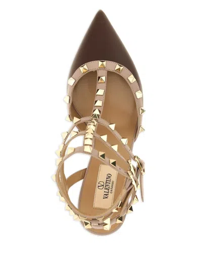Valentino Rockstud 65 Two-tone Leather Pumps In Brown