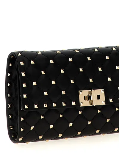 Valentino Garavani Rockstud Spike Shoulder Bag In Black
