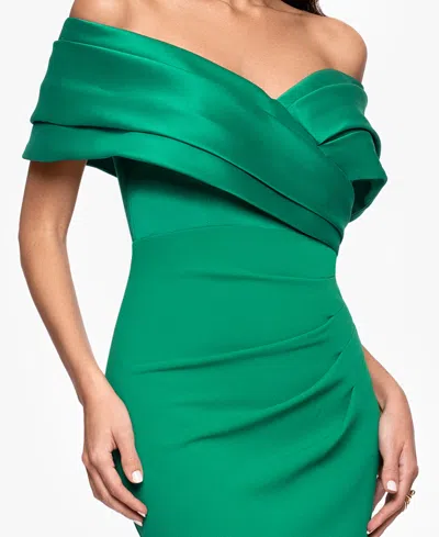 Betsy & Adam Petite "yasmeen" Long Off The Shoulder Scuba Crepe Gown In Green