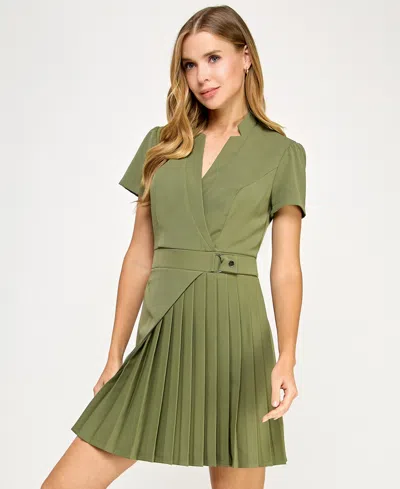 Seni & Cade Juniors' Short-sleeve Pleated Fit & Flare Dress In Green