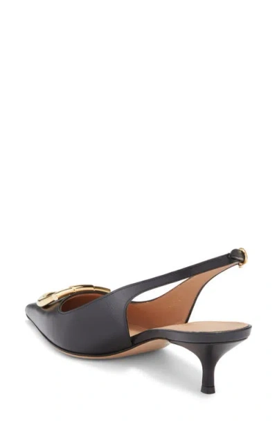 Ferragamo Black Leather Sara 40 Pumps In Black