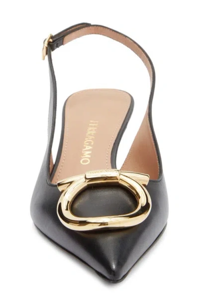 Ferragamo Black Leather Sara 40 Pumps In Black