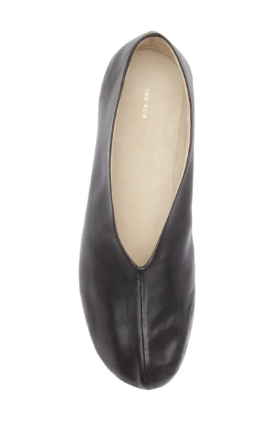The Row Stella Nappa Leather Ballerinas In Black