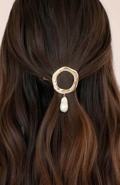 Ettika Open Circle Cultivated Pearl Barrette In Gold