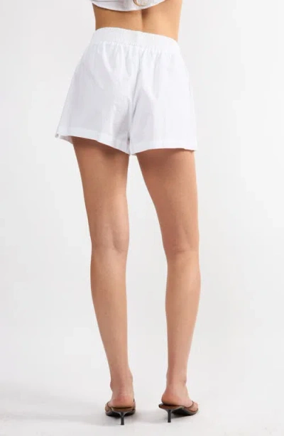 Viens Avec Moi The Everyday Shorts In White