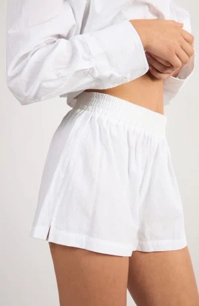 Viens Avec Moi The Everyday Shorts In White
