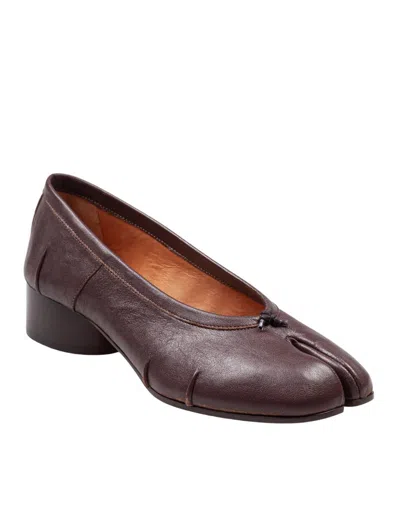 Maison Margiela Ballerina Shoes In Soft Textured Leather In Brown