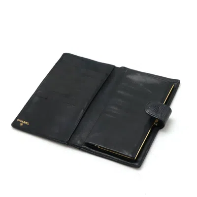 Pre-owned Chanel Black Grained Calfskin Long Wallet (bi-fold) ()